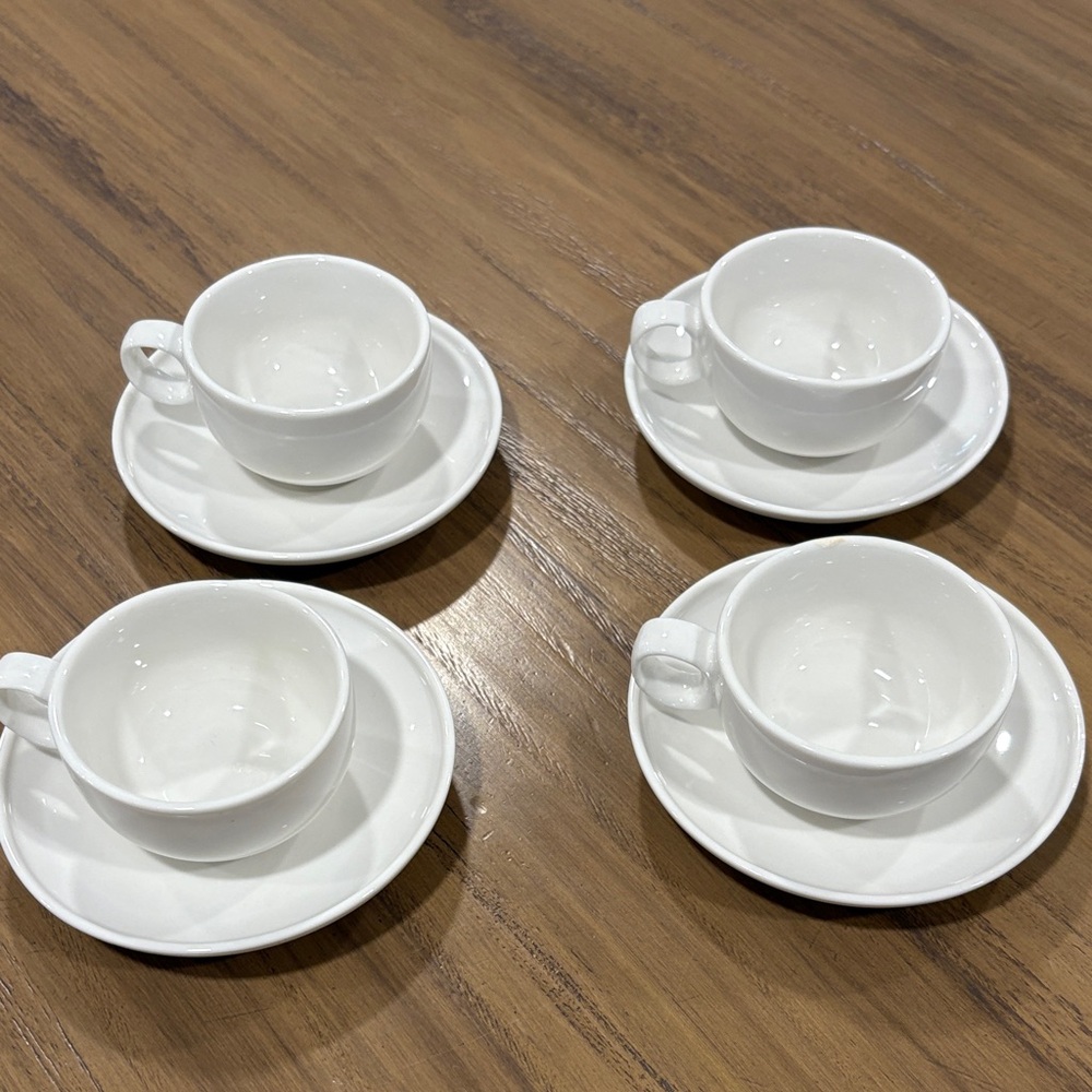 Crate&Barrel Porcelain White Tea/espresso Cup Set 4